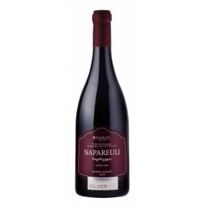 Красное грузинское вино «Напареули»
